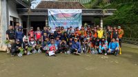 WhatsApp Image 2025-11-11 at 16.11.30_91582b96 Para peserta Operasi Gabungan: Merbabu Hijau 113 berfoto bersama usai melaksanakan kegiatan penanaman pohon di area tangkapan air Tuk Suci, Dusun Tempel, Jrakah, Selo. Tampak kebersamaan dan semangat kolaborasi antara MDMC Surakarta, MDMC Boyolali, Ortom, UKM kampus, serta komunitas pegiat alam Solo Raya yang turut ambil bagian dalam ekspedisi pelestarian lingkungan ini. Momen kebersamaan ini menjadi simbol sinergi dan komitmen bersama untuk menjaga kelestarian alam di lereng Merbabu.